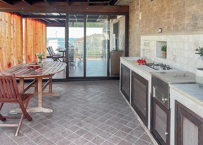 Beach House Roccalumera
